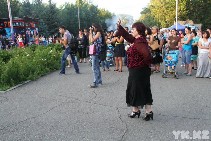 Сколько мы им платим